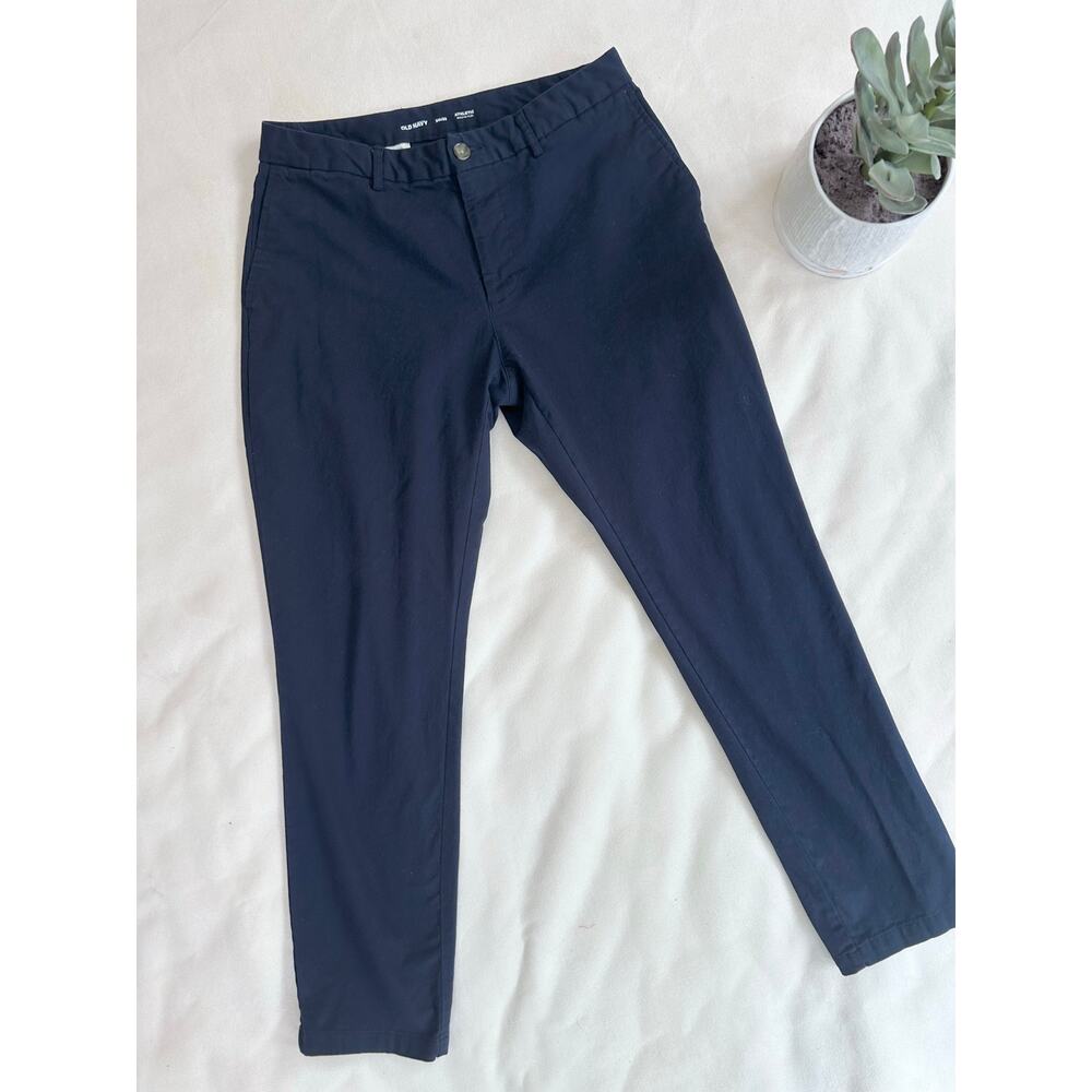 Old Navy Men's Chino Pants in Brown